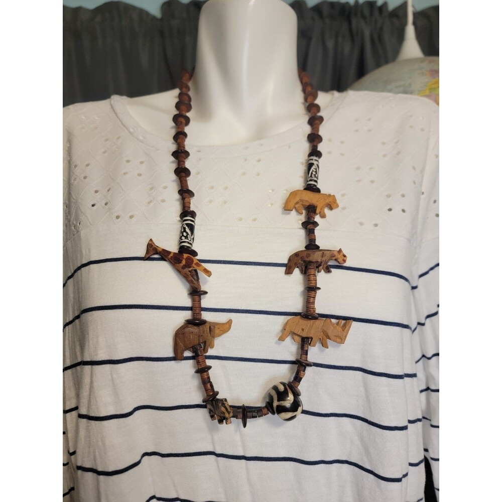 Retro Style Wooden Animal Necklace Boho Safari